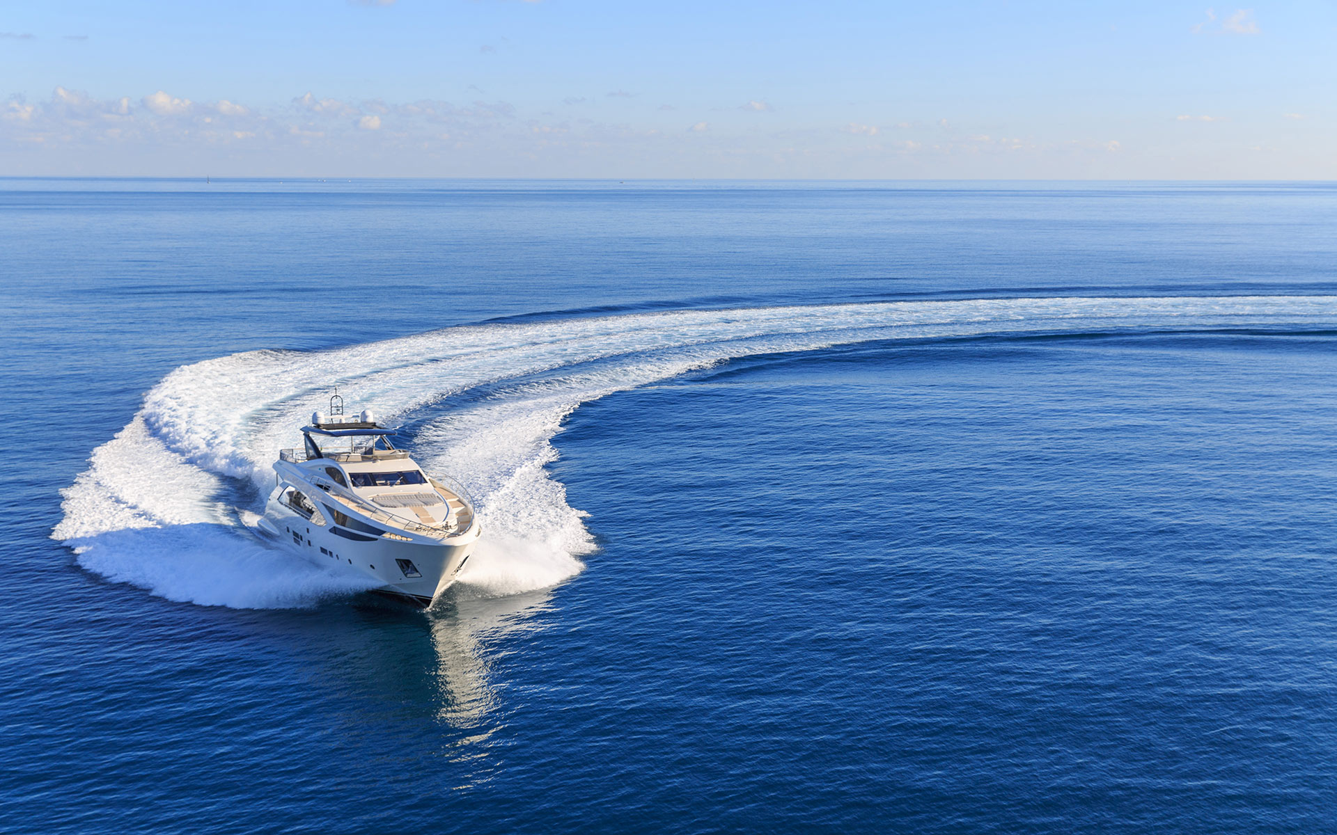 01_elia_beach_yachting