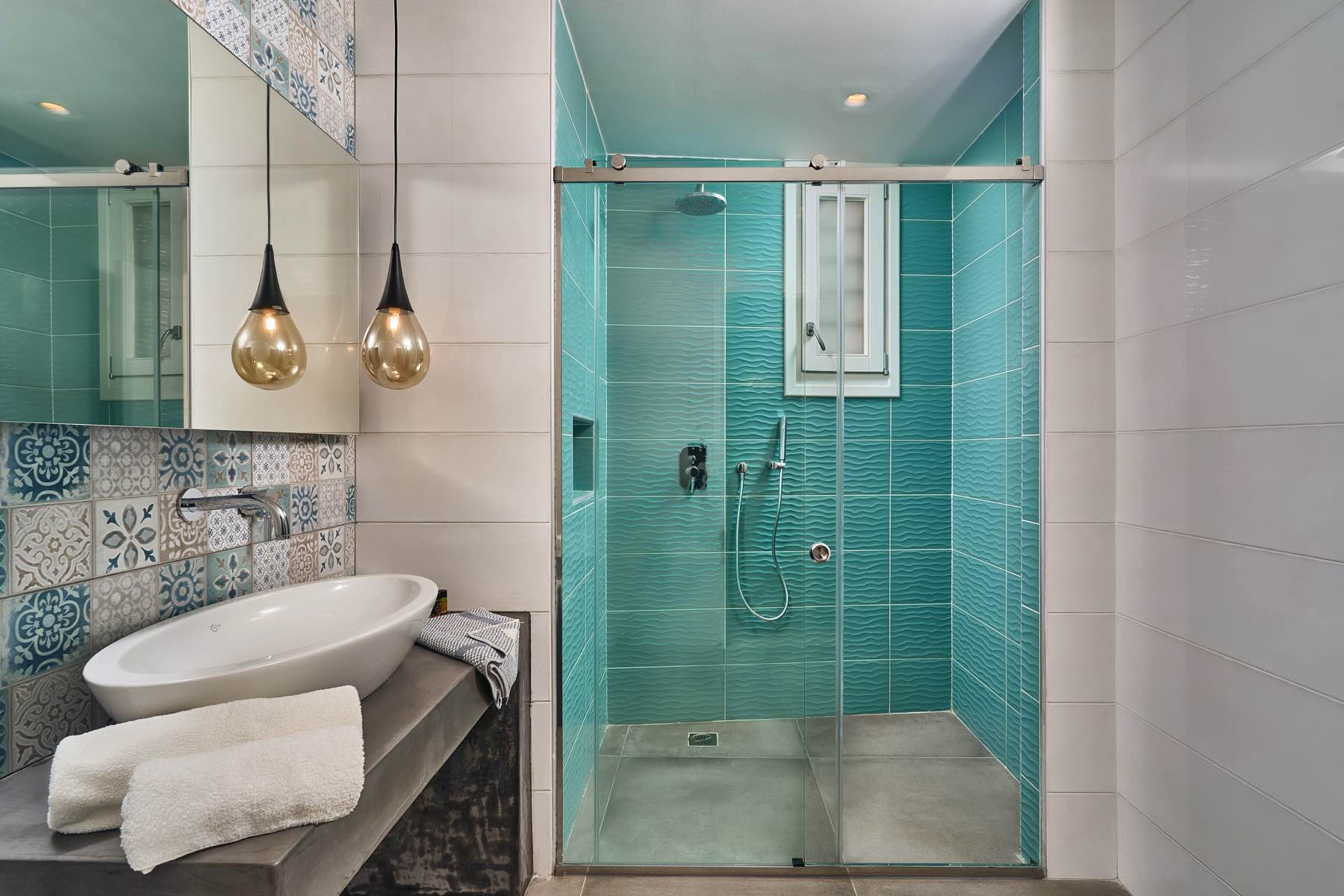 elia suites 2 bedroom with pool 9