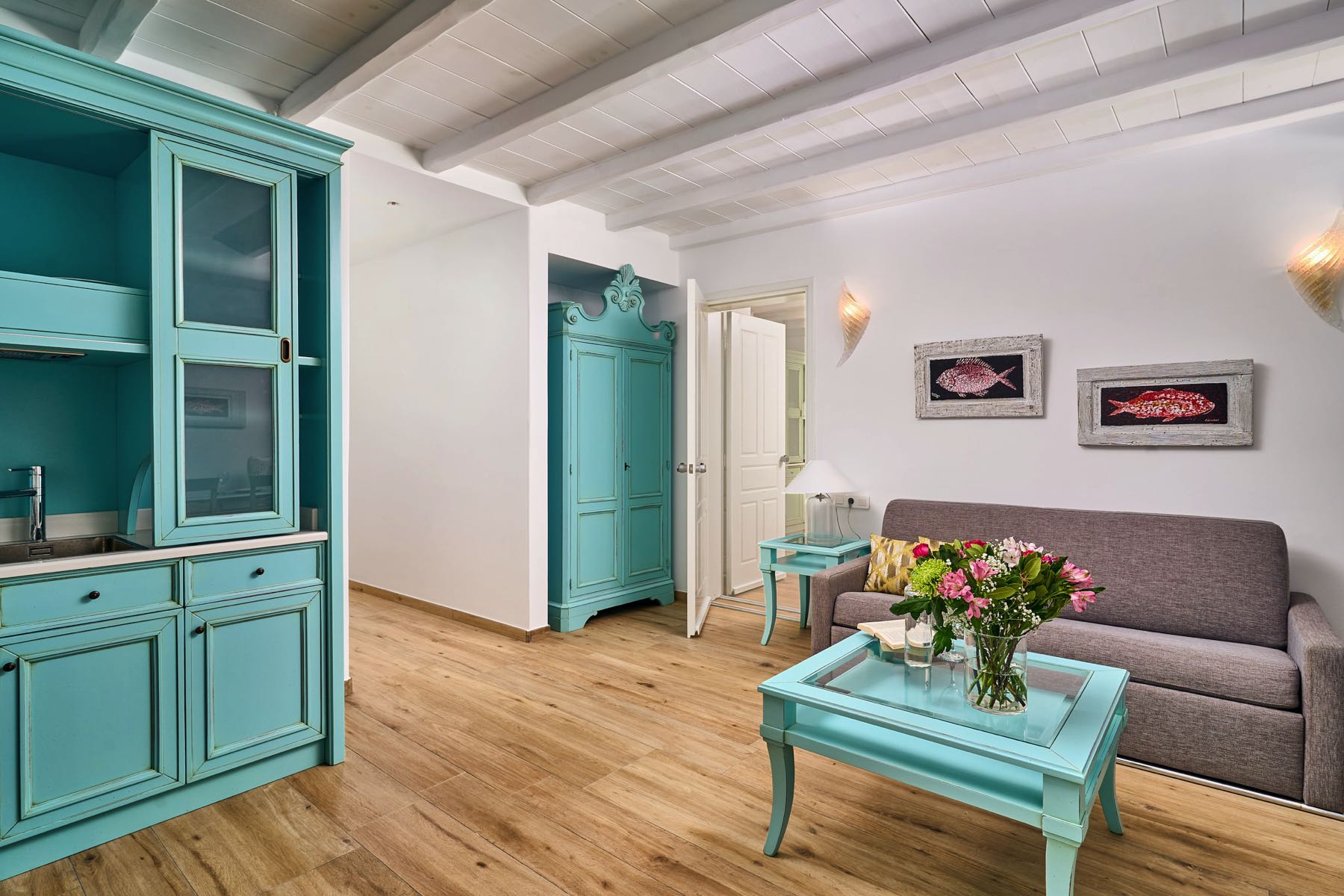 elia suites 3 bedroom with pool 3