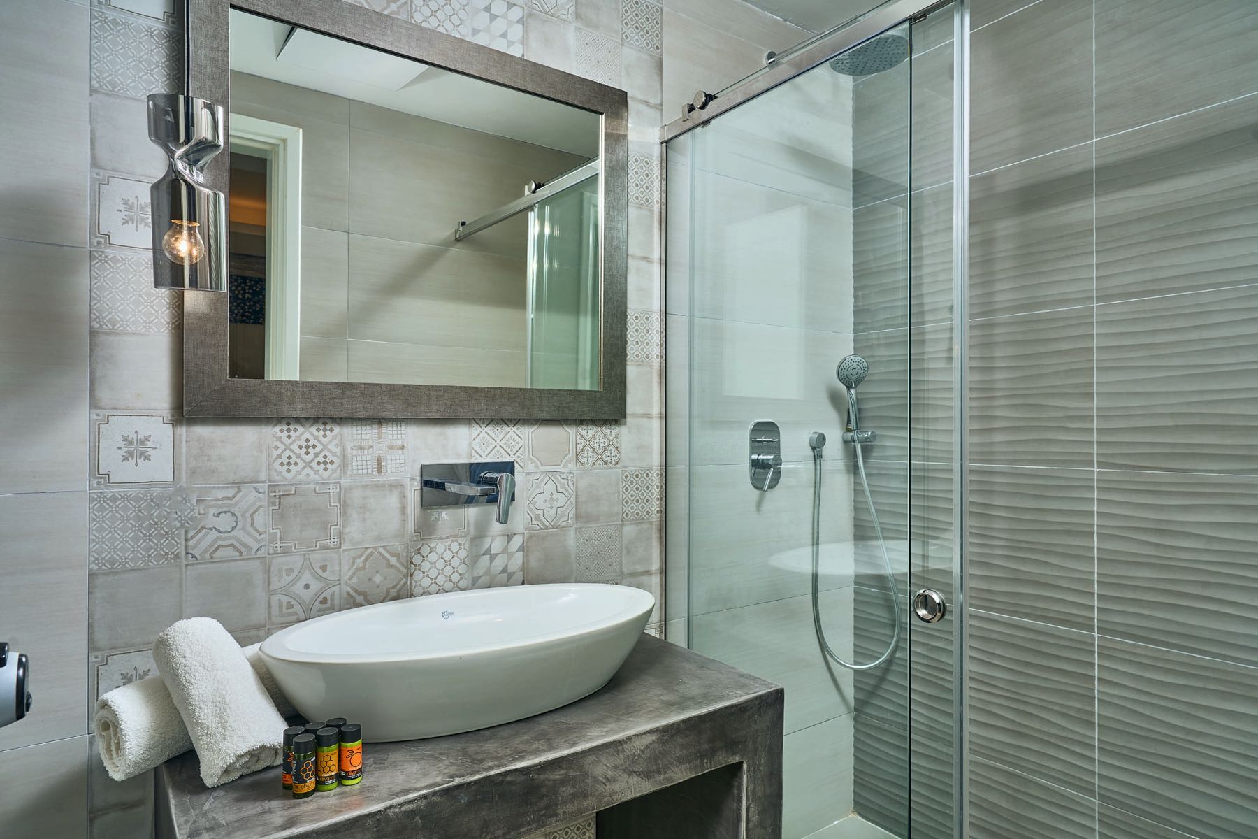elia suites 3 bedroom with sea view 12