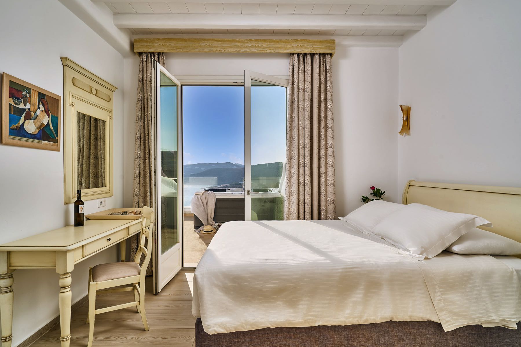 elia suites 3 bedroom with spa 3
